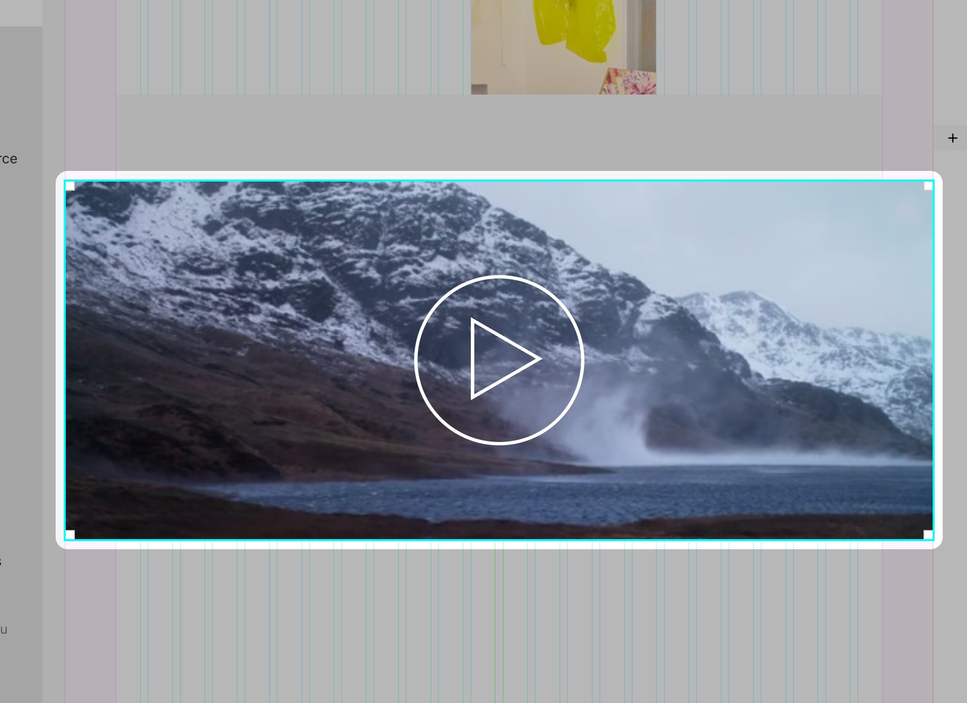 A selected Gridder element resized to the full layout width